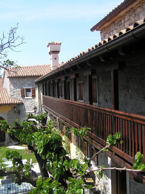 Guesthouse Domacija Sajna Sezana Room photo